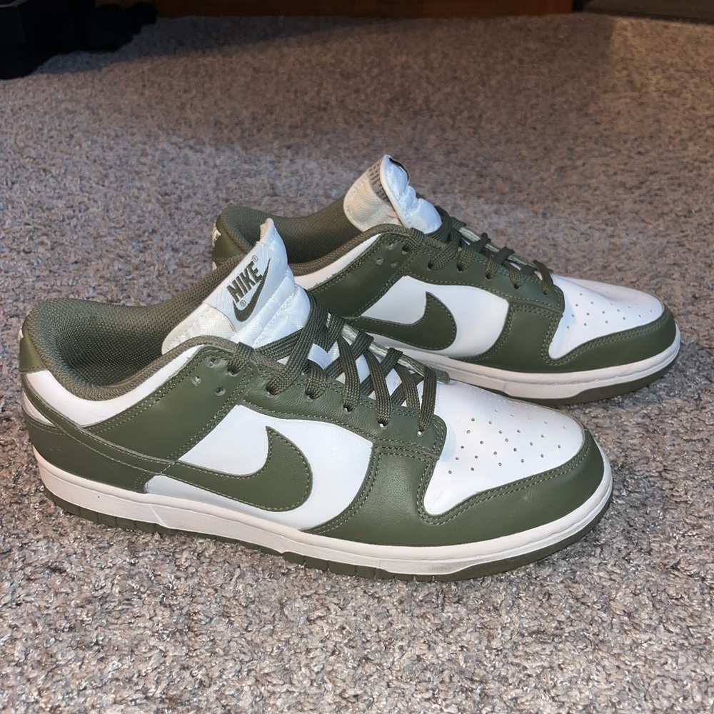 Nike Women’s Green and White Nike Low Dunks